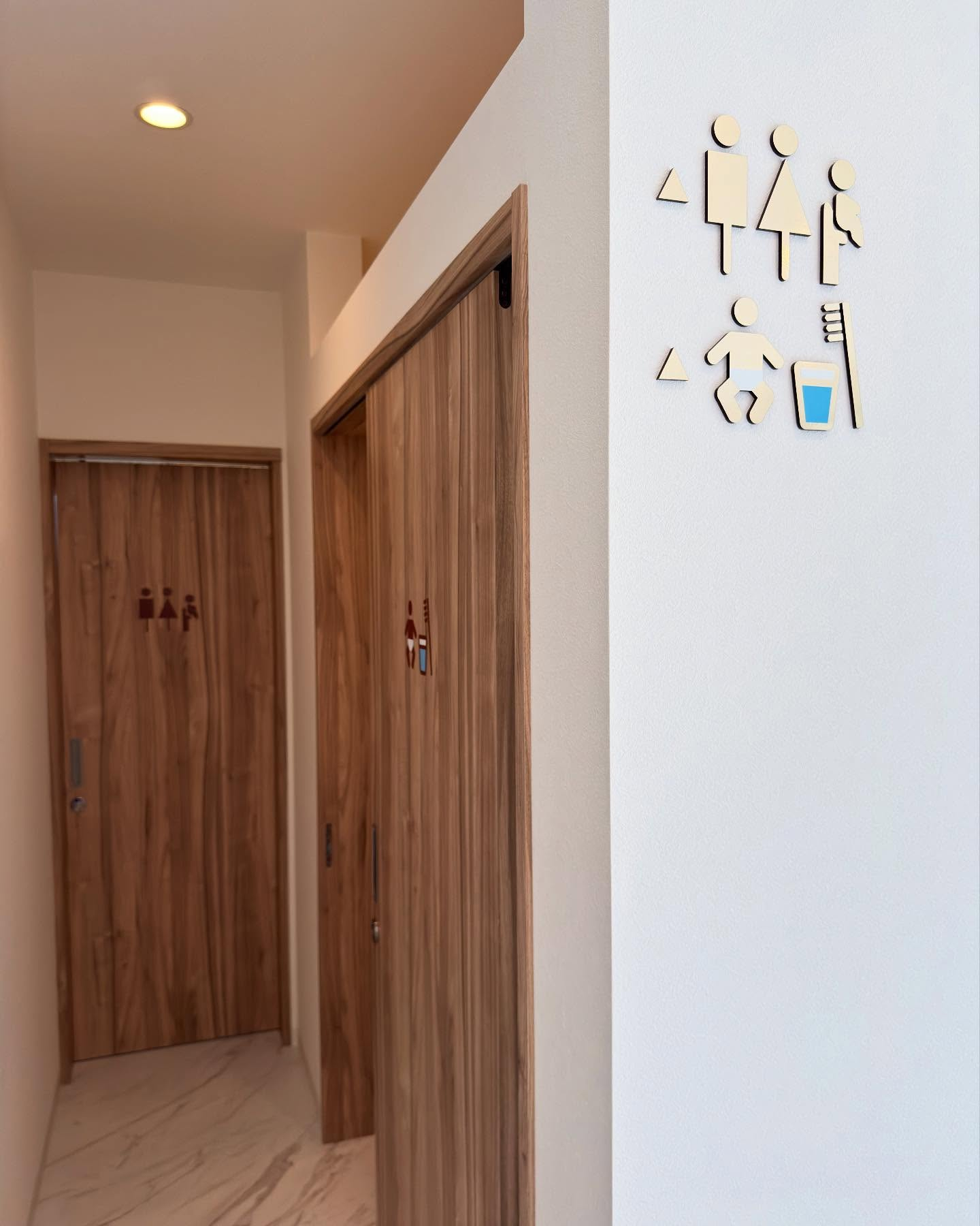 【お手洗いのご案内】